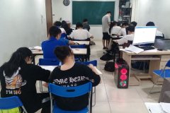 giao-vien-day-toan-gioi-11