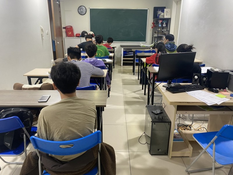 dia-chi-hoc-toan-lop-5-uy-tin-chat-luong-quan-hoang-mai