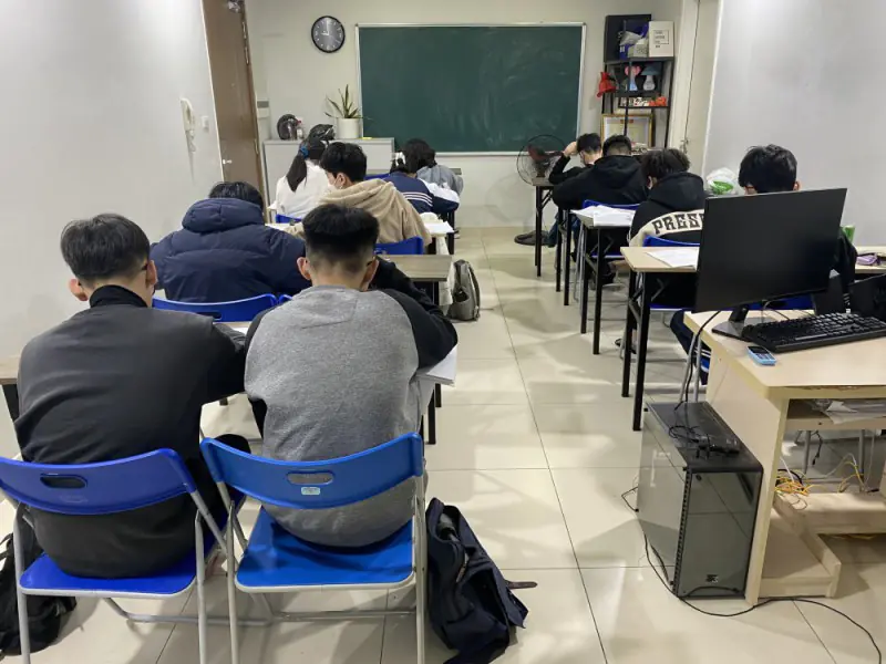 Học thêm toán Lớp 9 ở Đường Hàng Cháo Quận Đống Đa