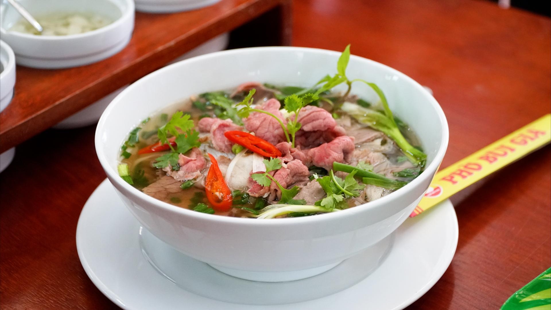 Trình bày ý kiến về một vấn đề xã hội: Phở Việt Nam