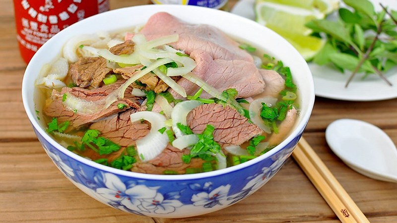 Trình bày ý kiến về một vấn đề xã hội: Phở Việt Nam