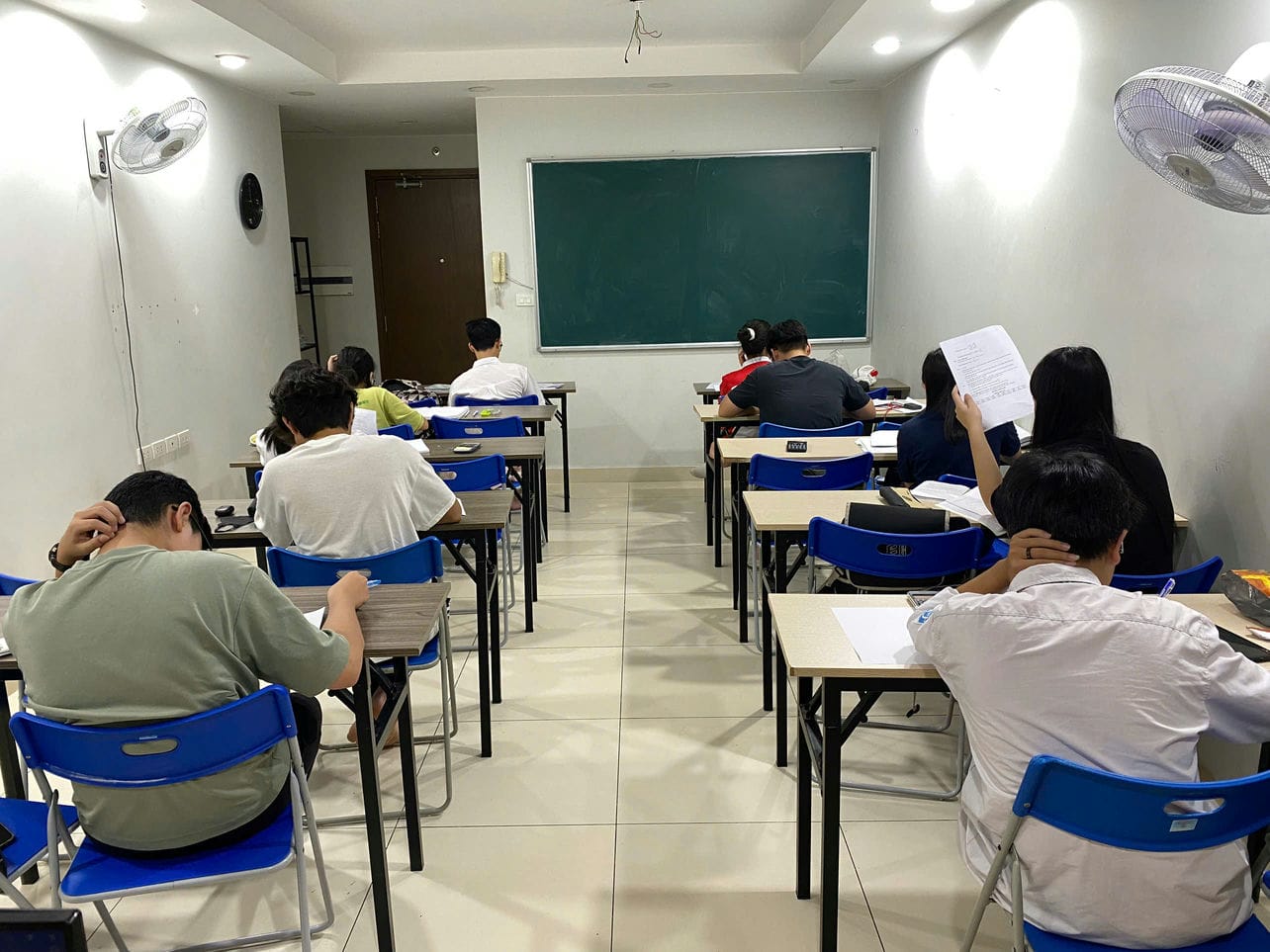 z6894602091374_48816ca0df1c4facb468c04443ae115e